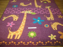   Funky Giraffe a violet